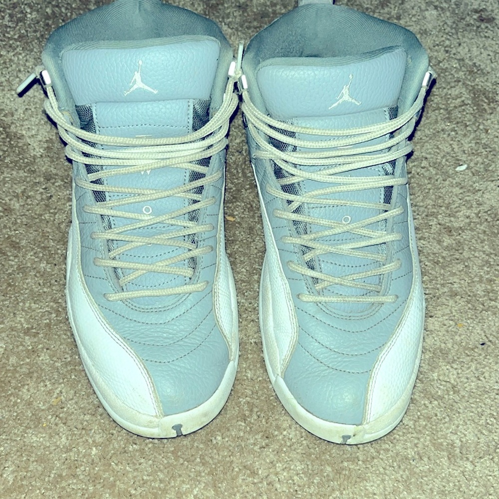 Jordan 12 grey white size 11 needs to be scrubbed.